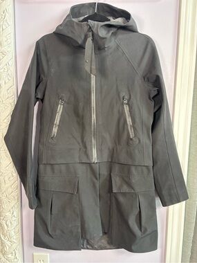 lululemon athletica Rain or Shine Black Hooded Long Coat with Zip Pockets Size 4